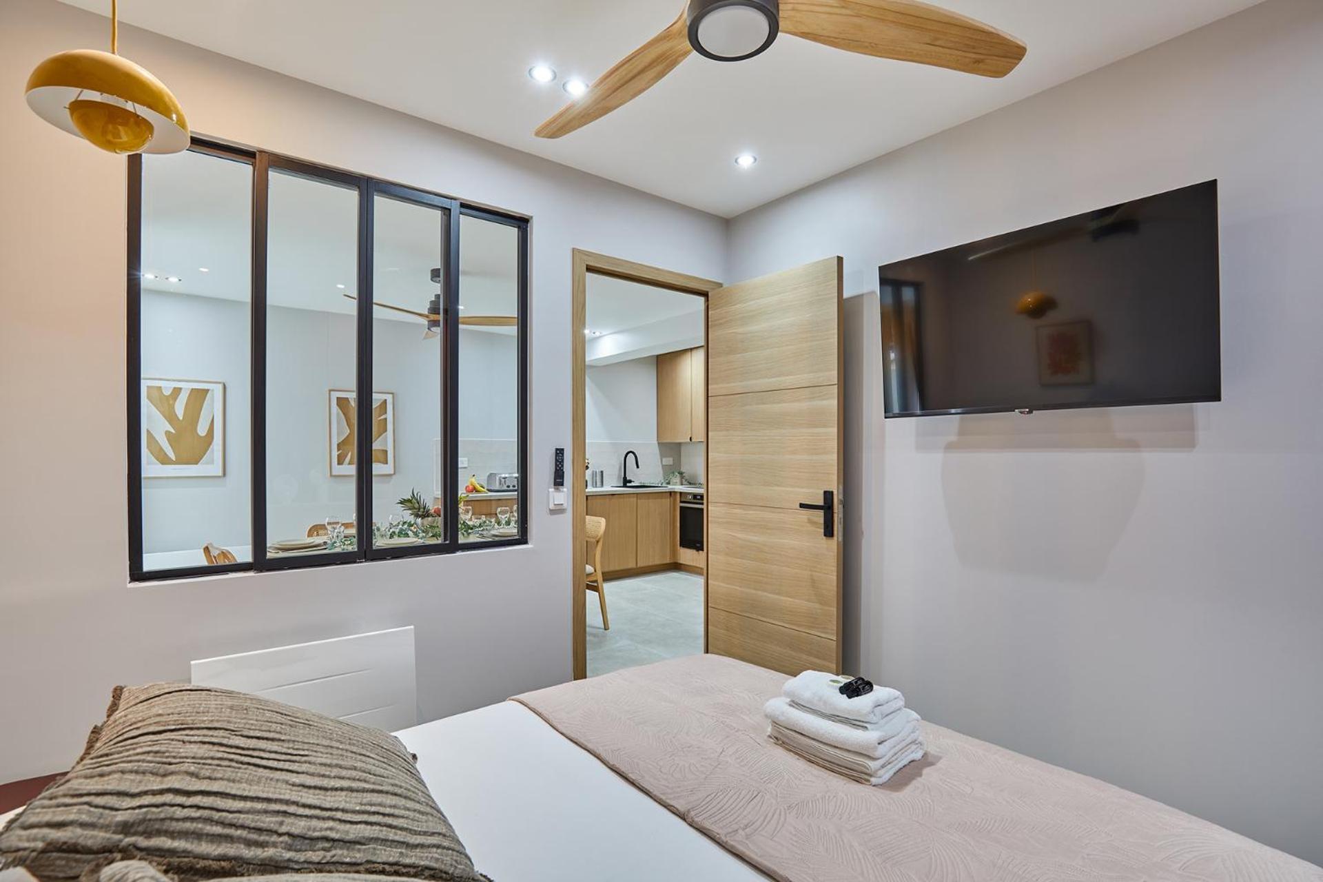Bois De Vincennes By Prestige Paris